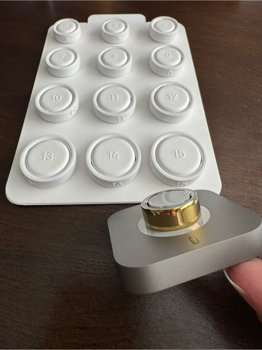 Oura Gold Smart Ring - Size 6